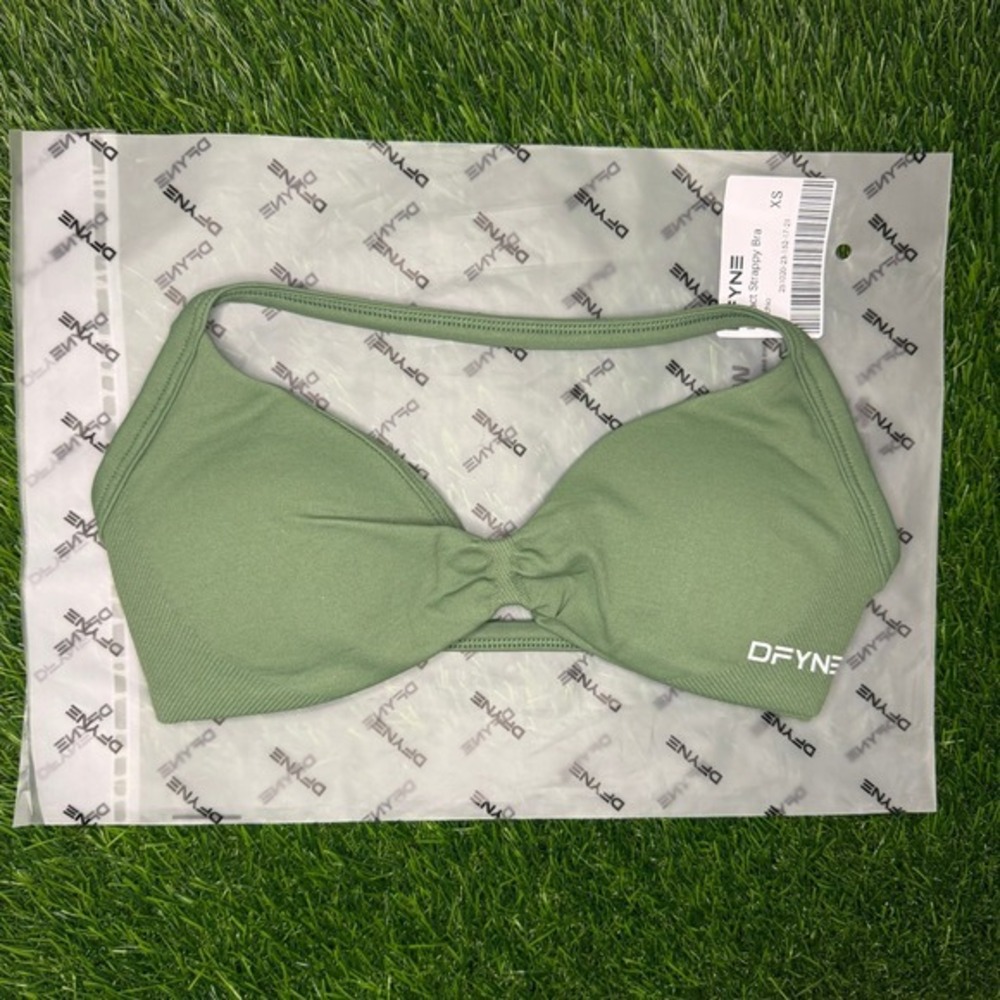 Dfyne impact strappy bra pistachio extra small